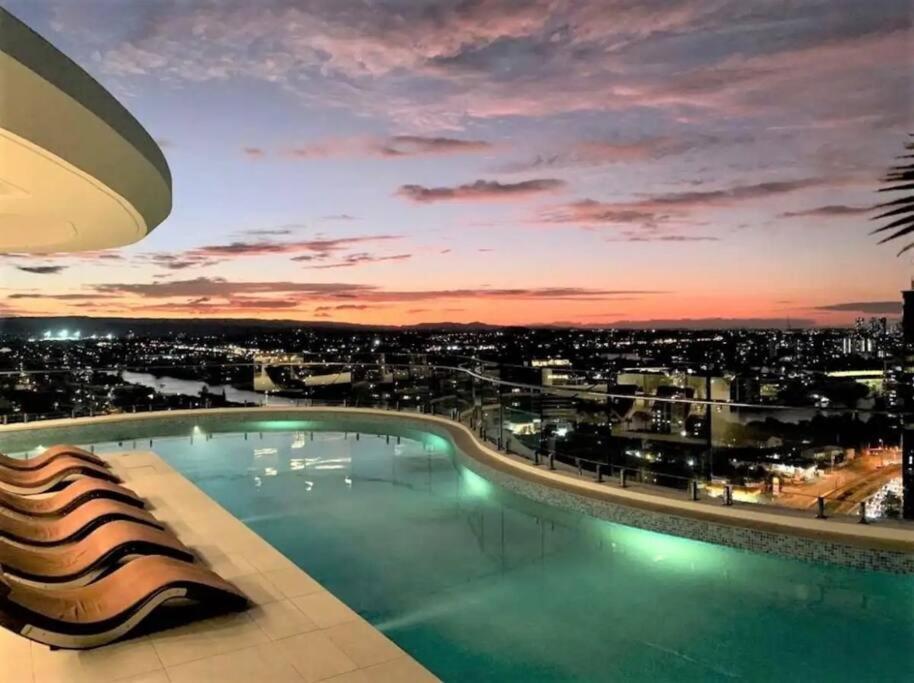 Apartment Coastal Escape In Broadbeach *
