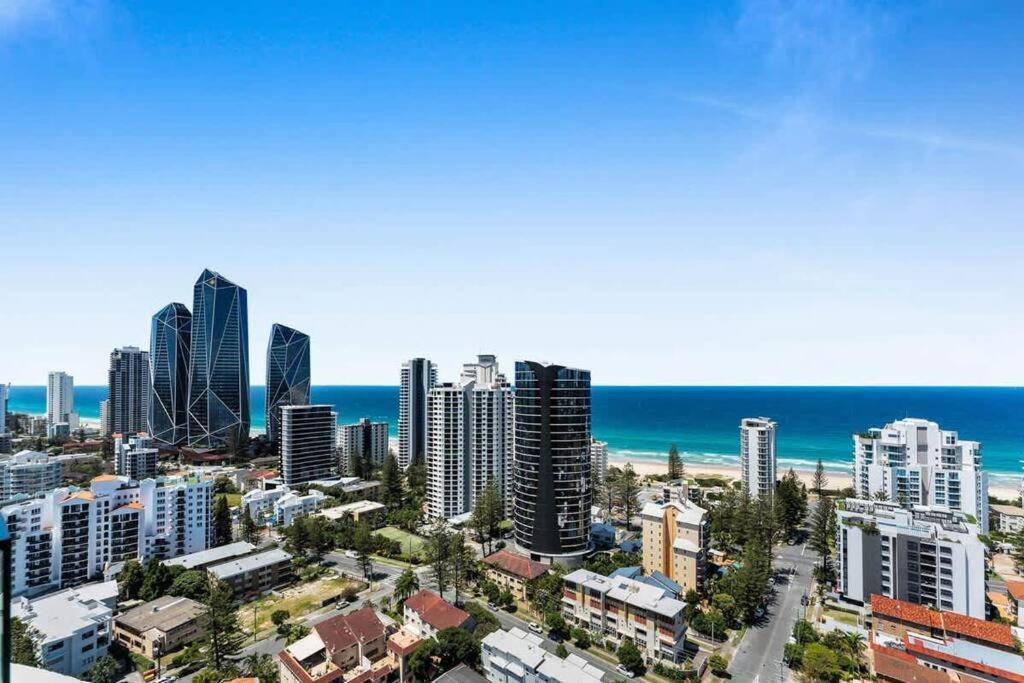 Coastal Escape In Broadbeach Gold Coast