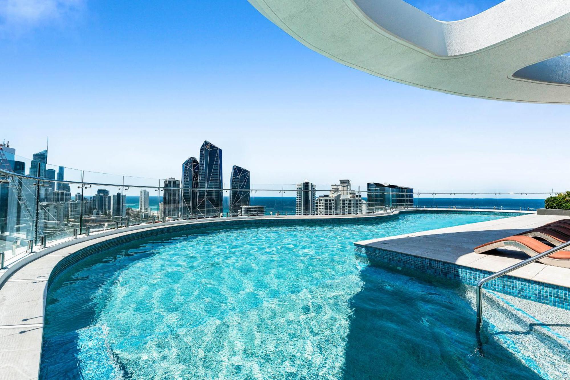 Apartment Coastal Escape In Broadbeach Gold Coast